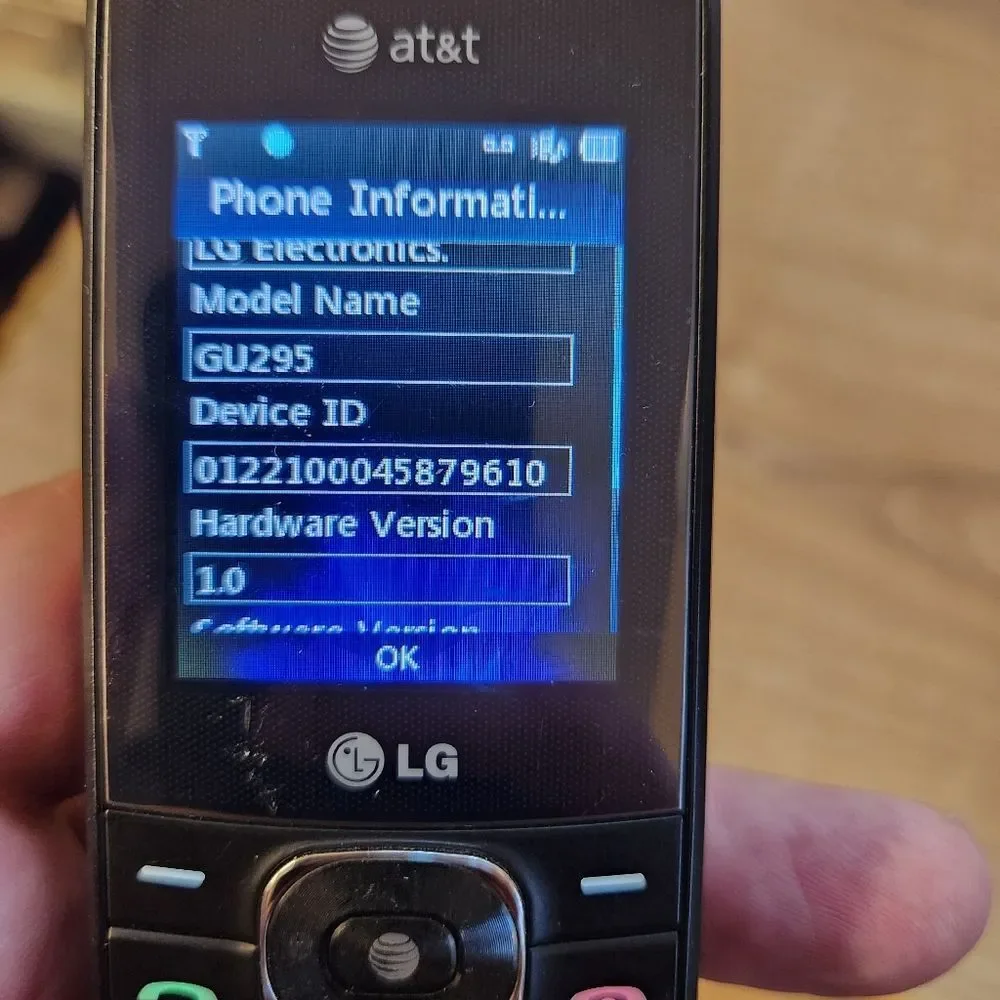 LG GU295 AT&T Cellular 3G Slider Push To Talk‎ Cellular Mobile Phone Black